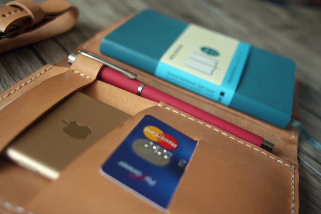 Customized Women's Passport Cover Leather Wallet