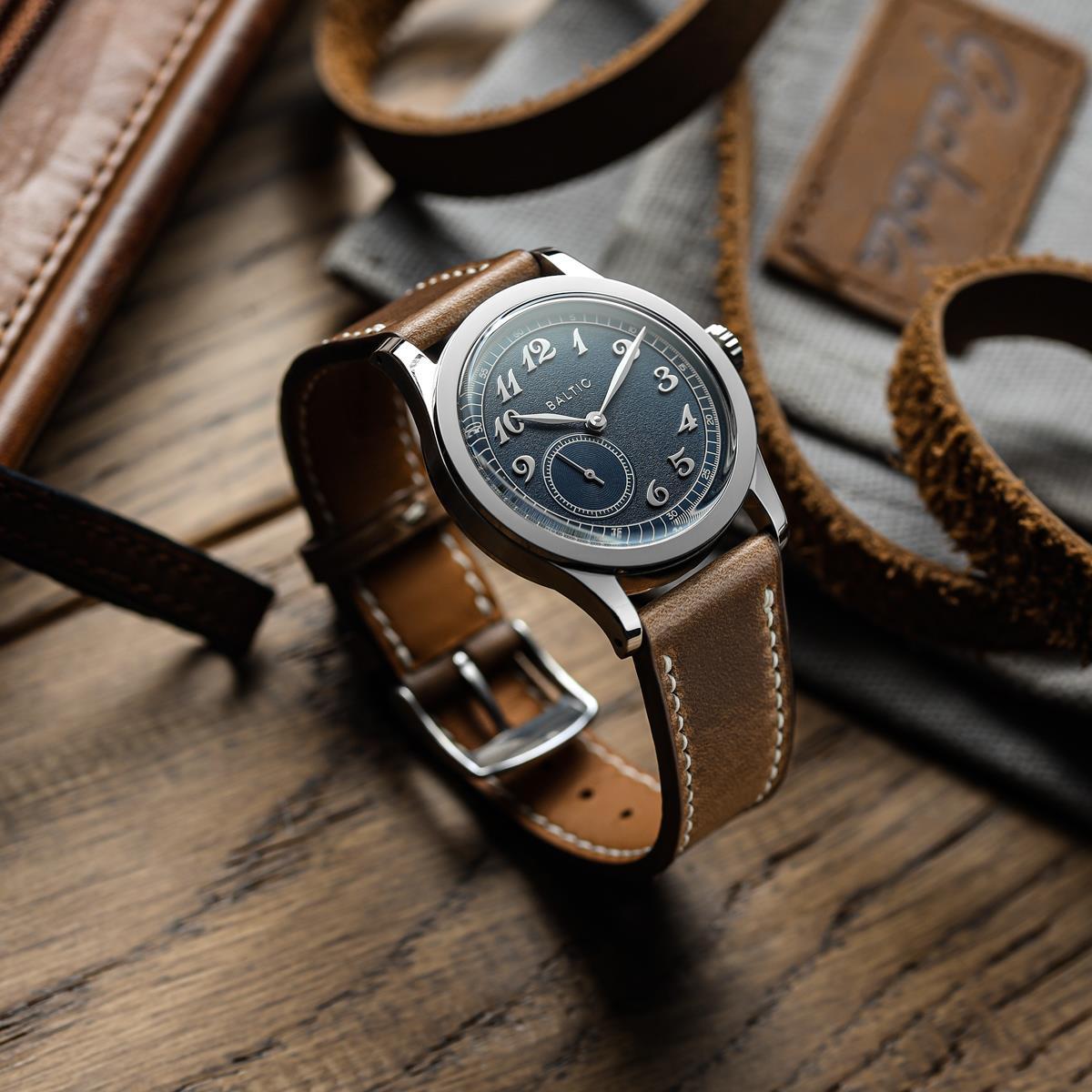 Genuine Horween Chromexcel® Hand-Stitched Watch Strap - Light Brown