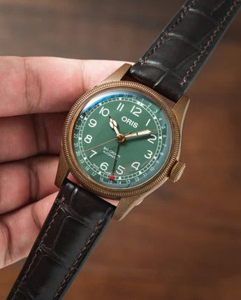 Matte Alligator Signature Strap