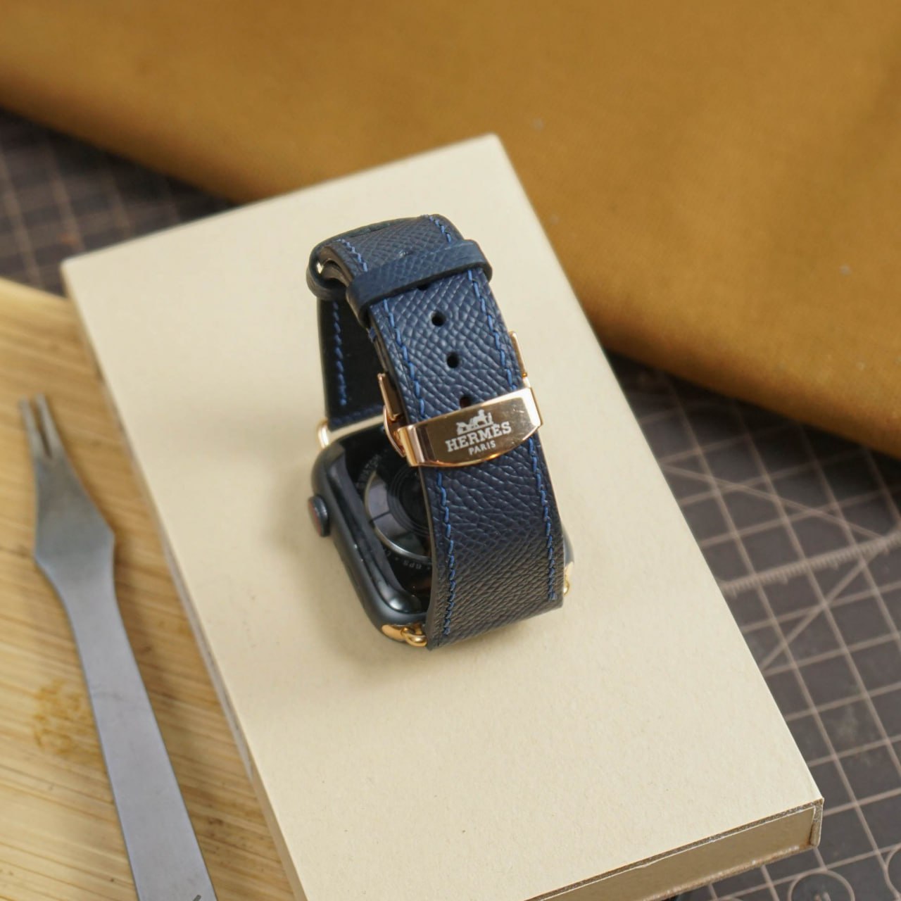 สาย Apple Watch หนัง Epsom Series 3 4 5 6 7 8 9 ultra ขนาด 38 มม. ถึง 49 มม.