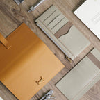 กระเป๋าสตางค์ใบยาวสีมัสตาร์ดสลับเบจ