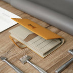 กระเป๋าสตางค์ใบยาวสีมัสตาร์ดสลับเบจ