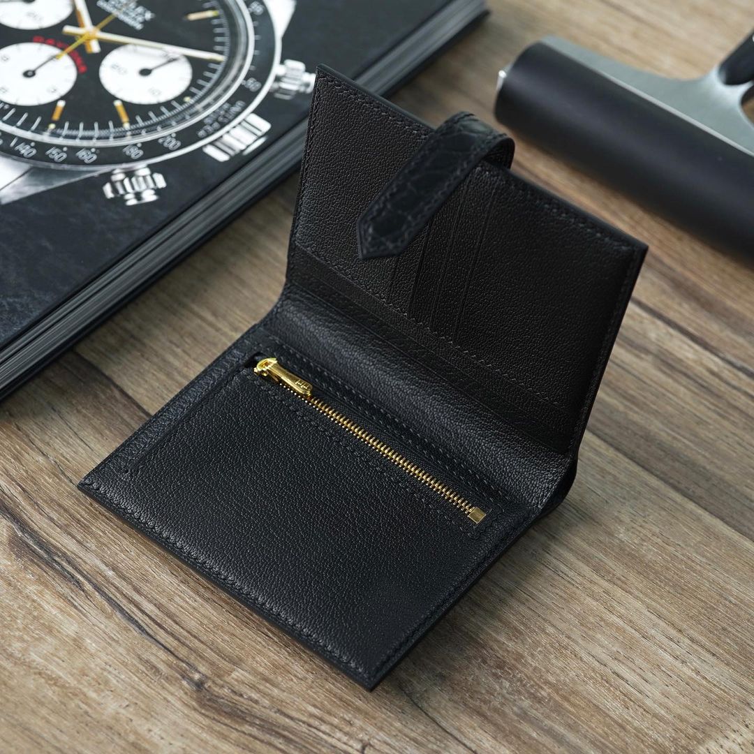Black vertical wallet