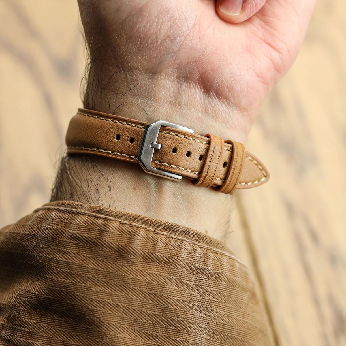 Bracelet en cuir véritable padded Whitby - Taille pastel cognac élégante
