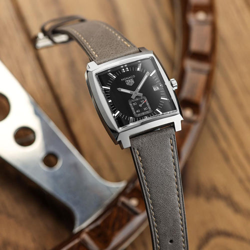 Bracelet Montre en Cuir Plat Brixham, Gris Pastel Élégant