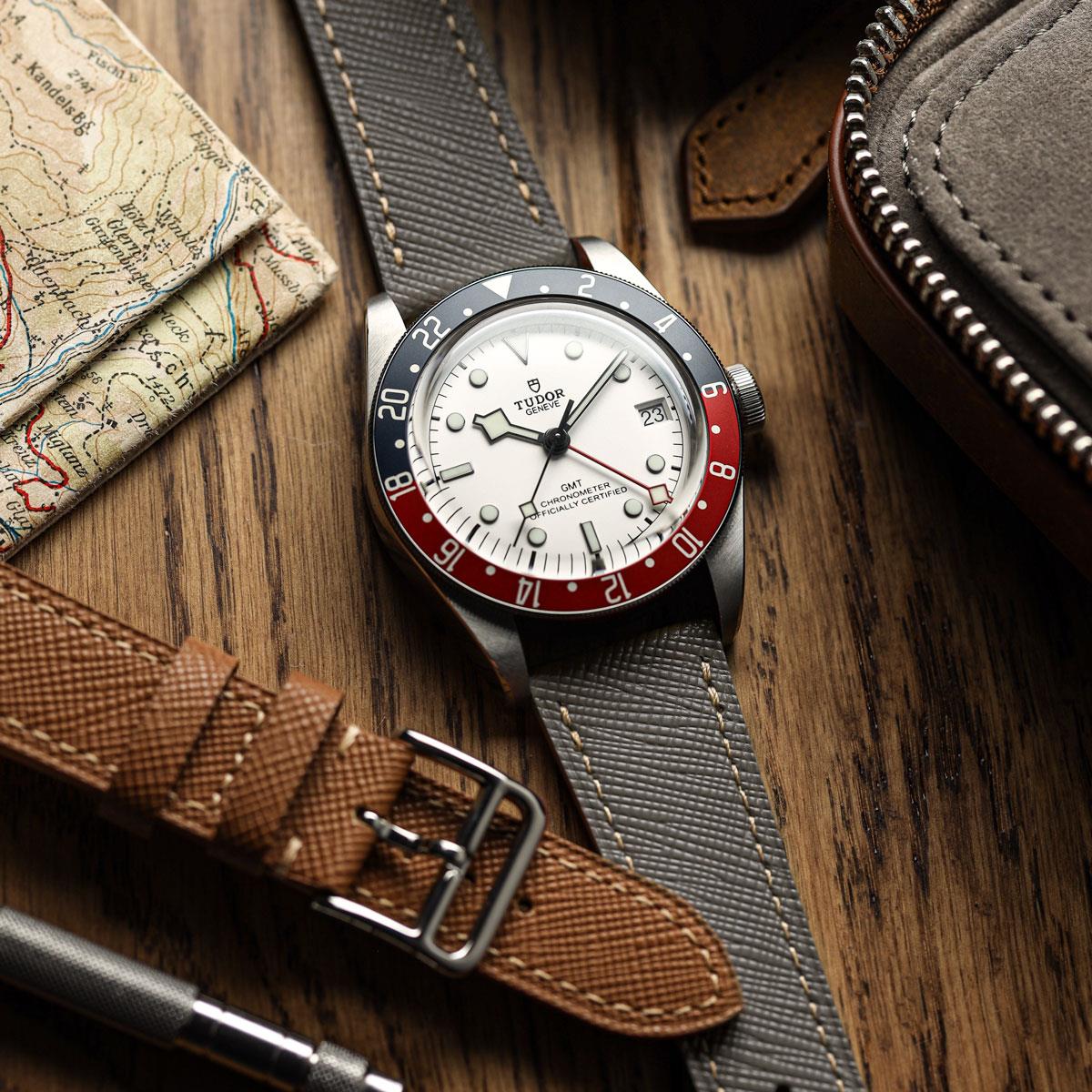 Montre en cuir Saffiano Grège de Brixham pour un style élégant et sophistiqué