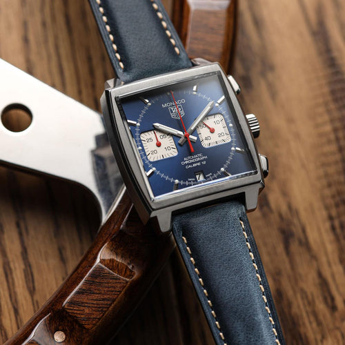 Bracelet de montres en cuir véritable rembourré Whitby – Bleu pastel raffinée