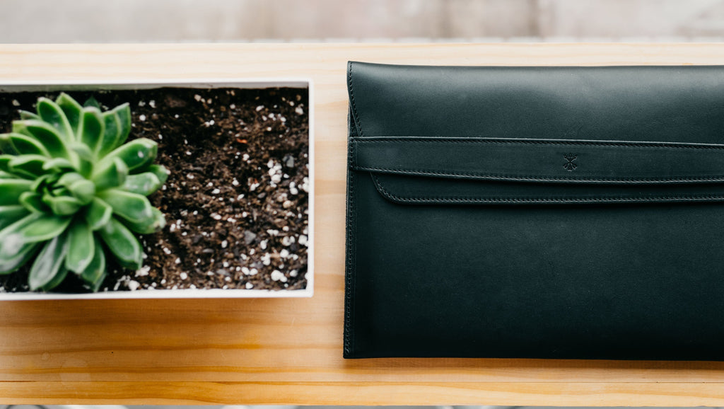 Leather MacBook Envelope Case - Midnight