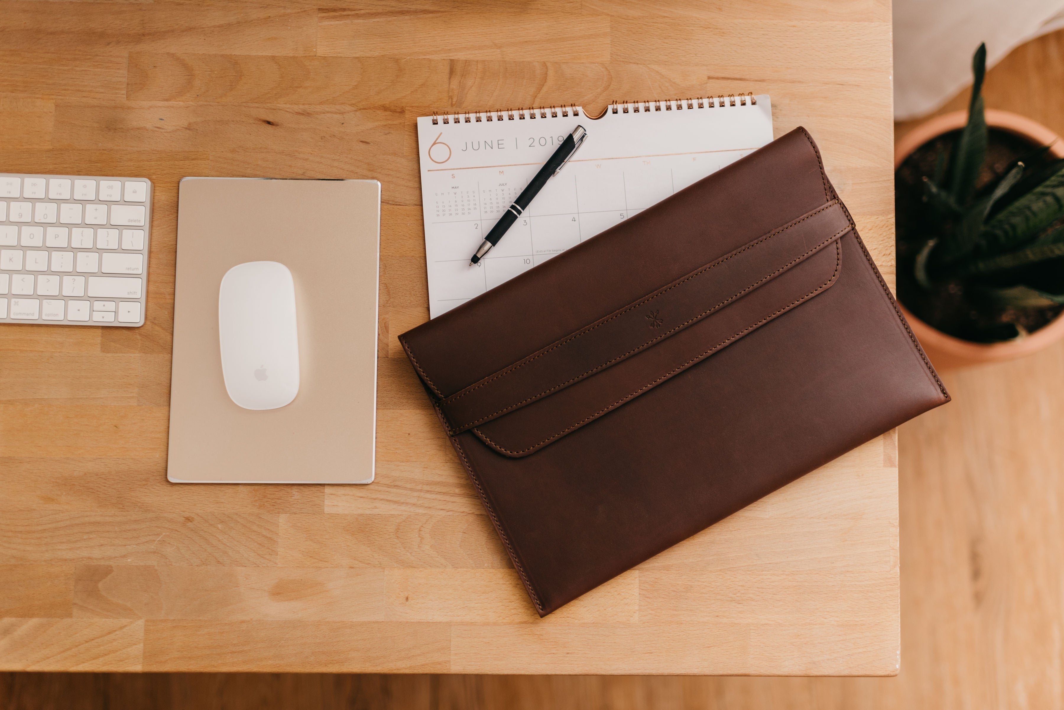 Leather MacBook Envelope Case - Chestnut