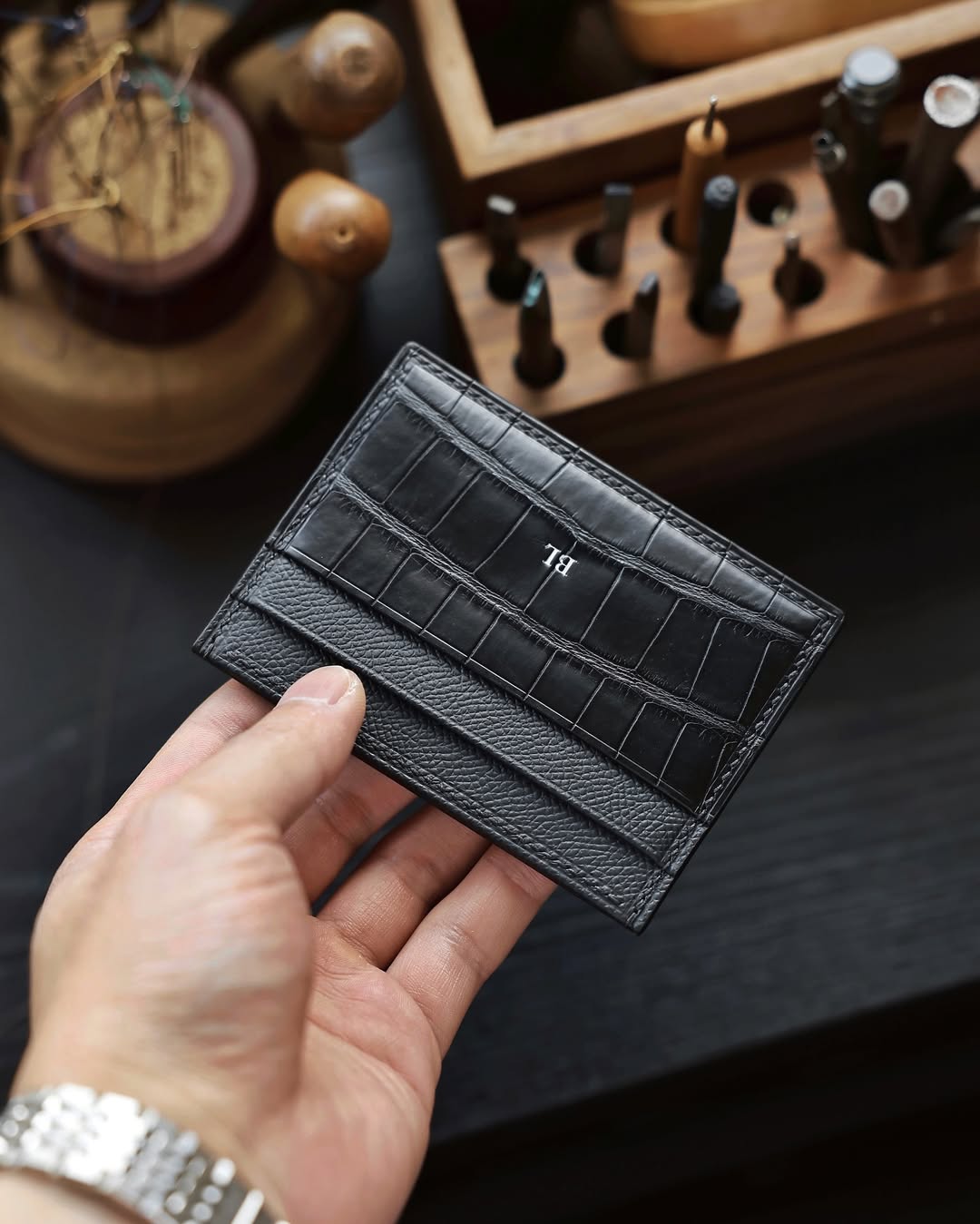 Card holder Epsom mix Cá Sấu Croc Đen