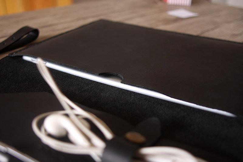 Personalized Black Leather Designer iPad Case Portfolio