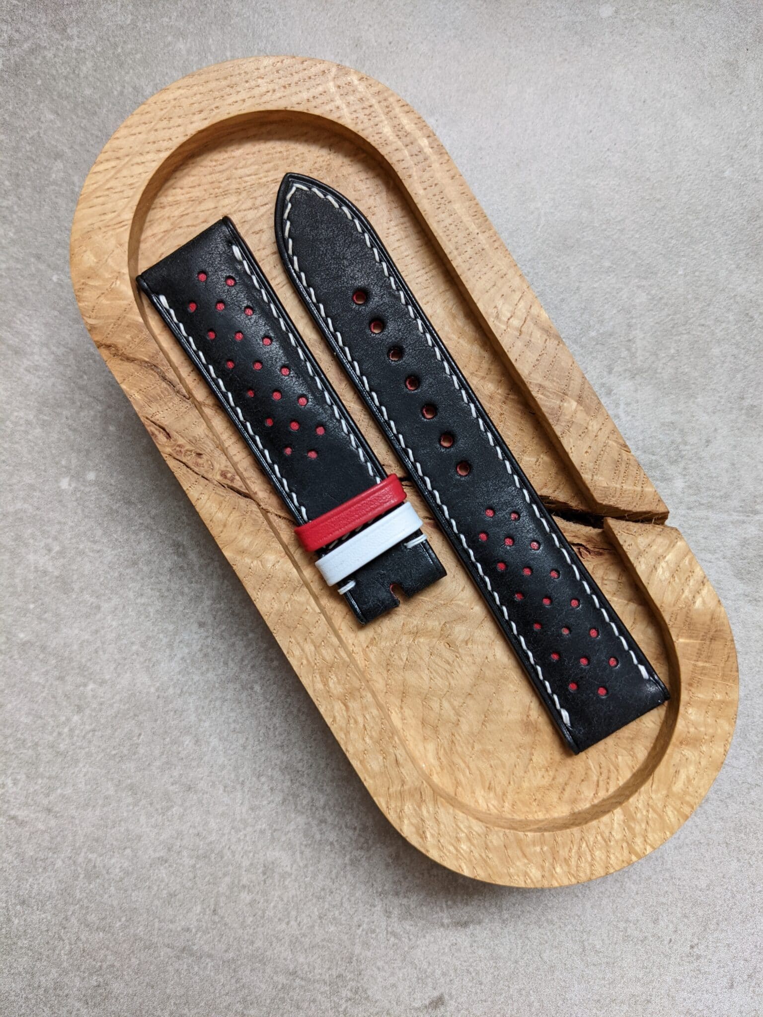 Pueblo Calfskin Strap - Black, Red & White Tin Tin