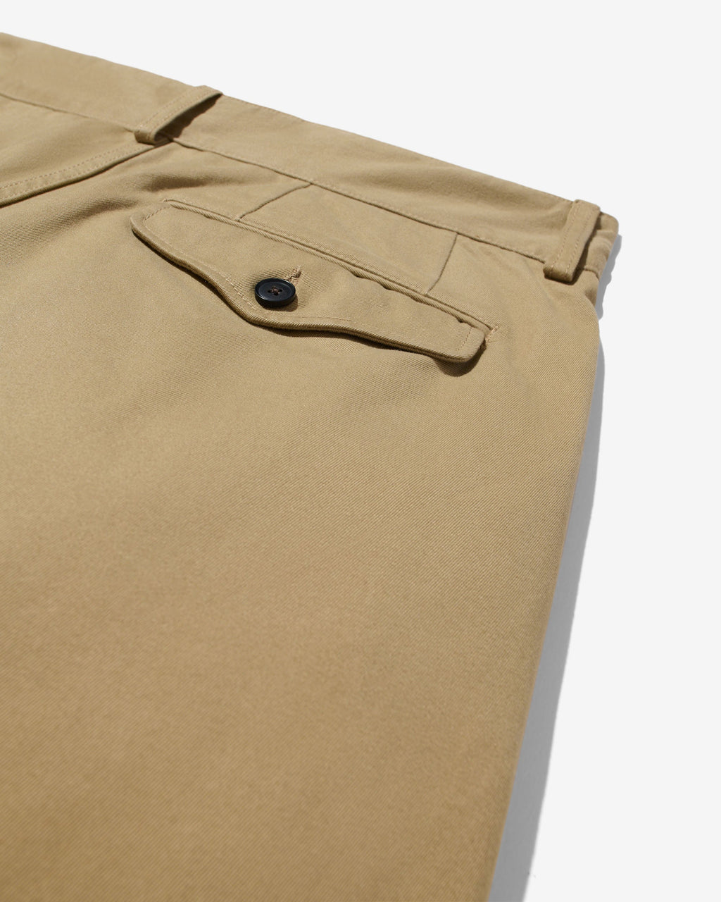 Single-Pleat Baggy Shorts