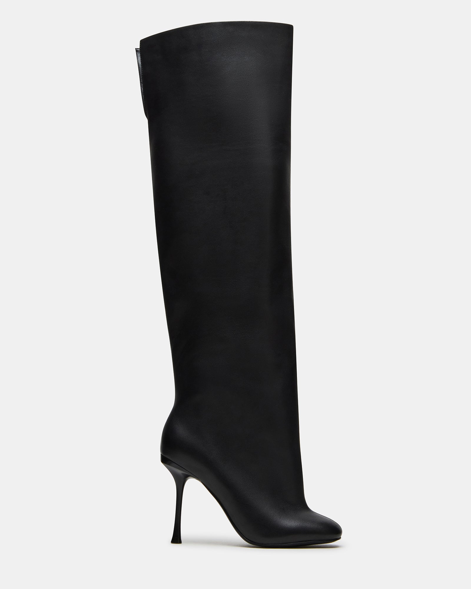 ALLURING BLACK LEATHER