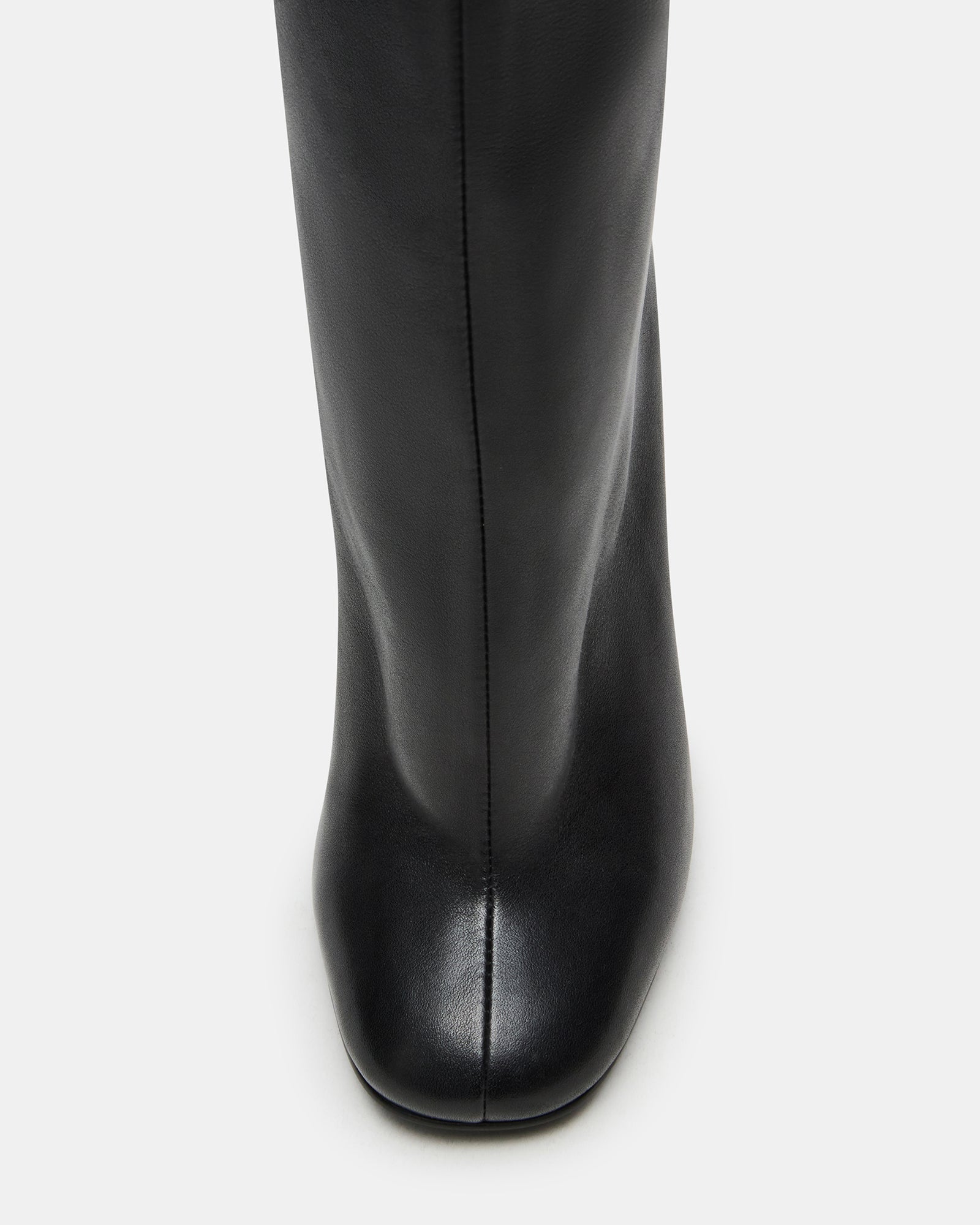ALLURING BLACK LEATHER