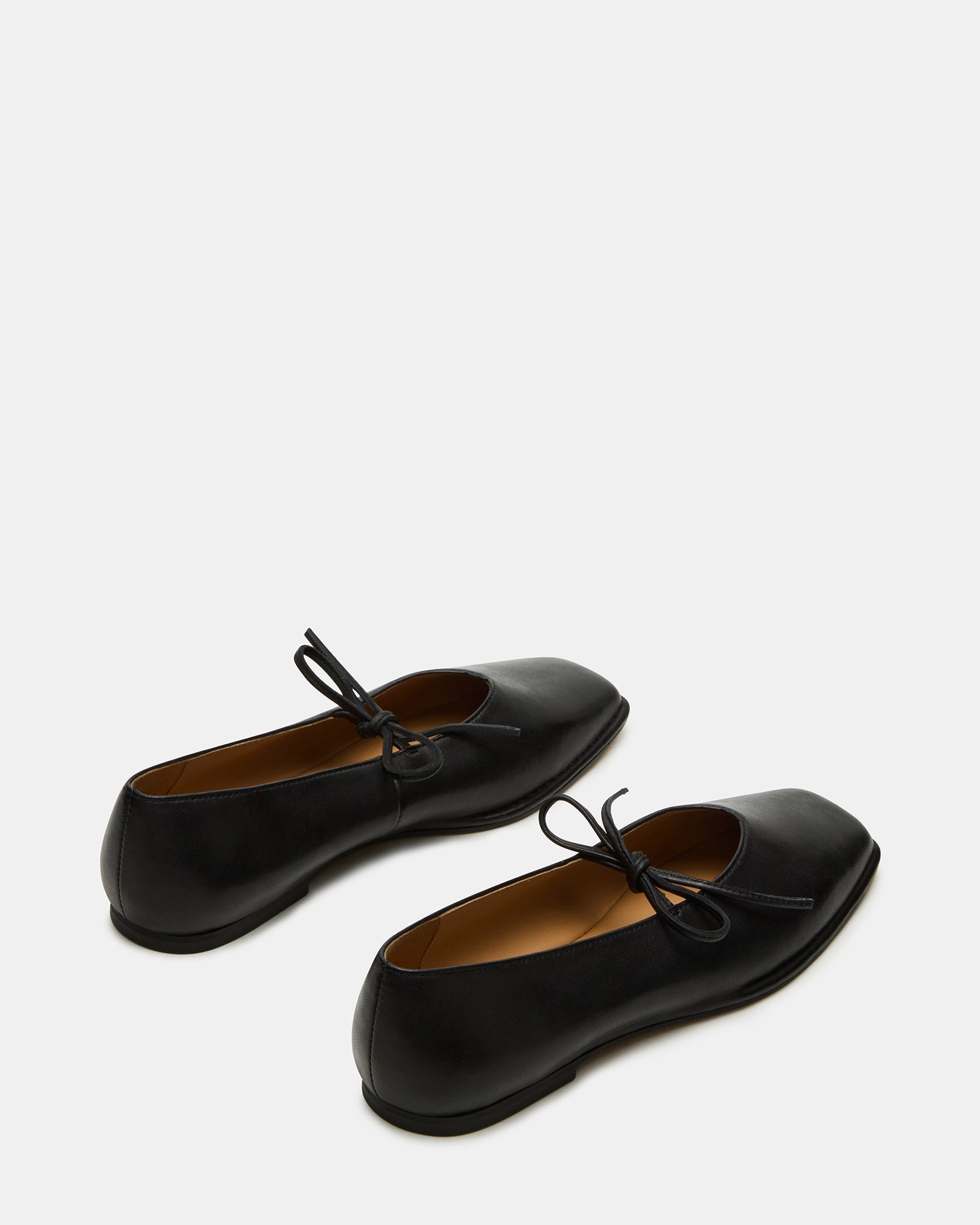 LOLA BLACK LEATHER