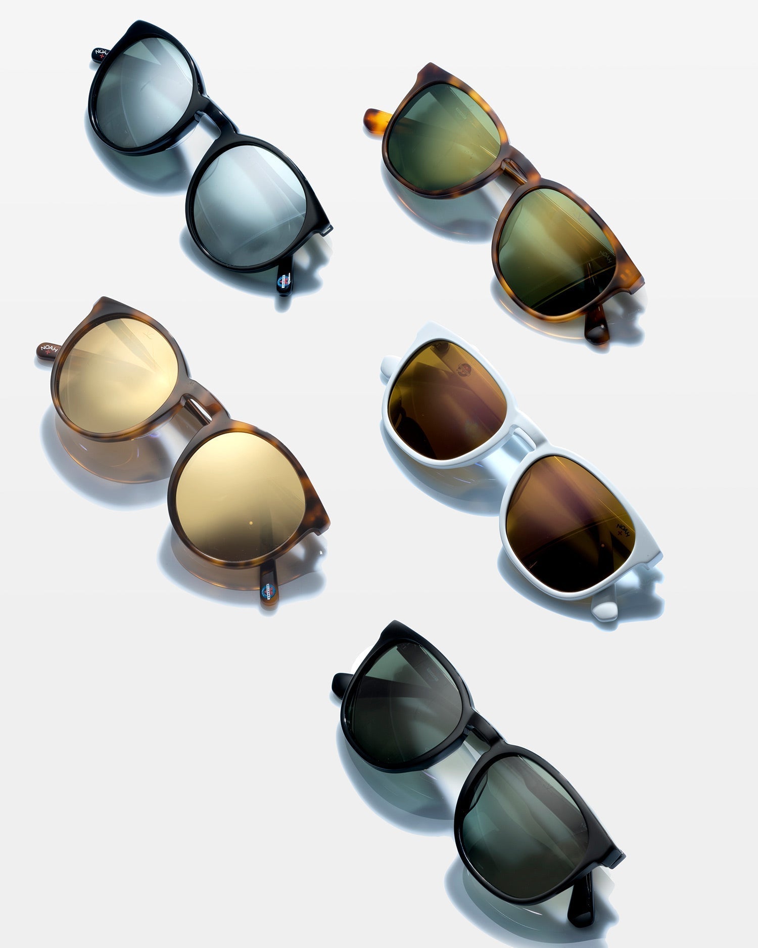 District Sunglasses - White