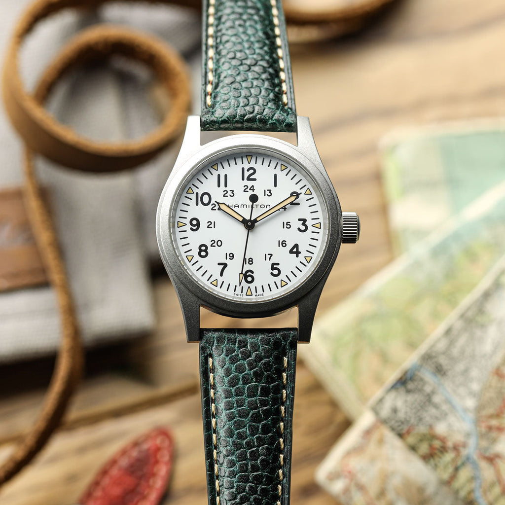BraceletMontre en Cuir Pailleté Adassa - Vert Caviar Élégant