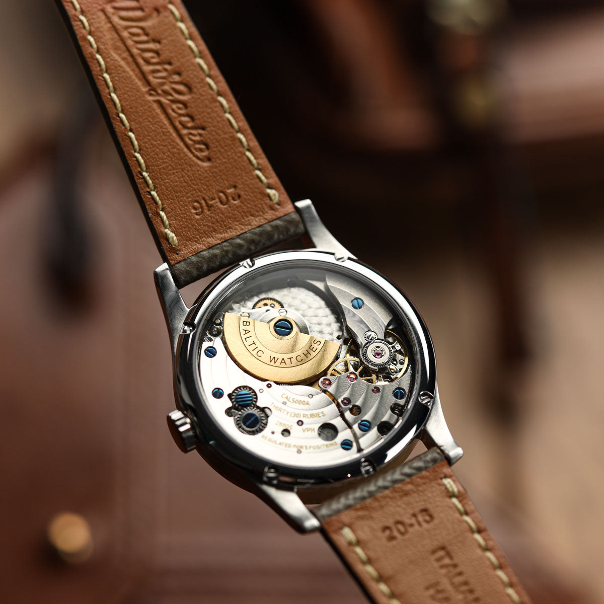 Reloj de correa de cuero italiano Epsom cosida a mano - Tierra alpina