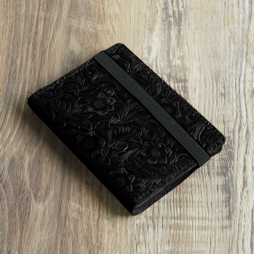 Étui en cuir pour Kindle Paperwhite avec poignée et fermeture élastique - Plusieurs couleurs - K01