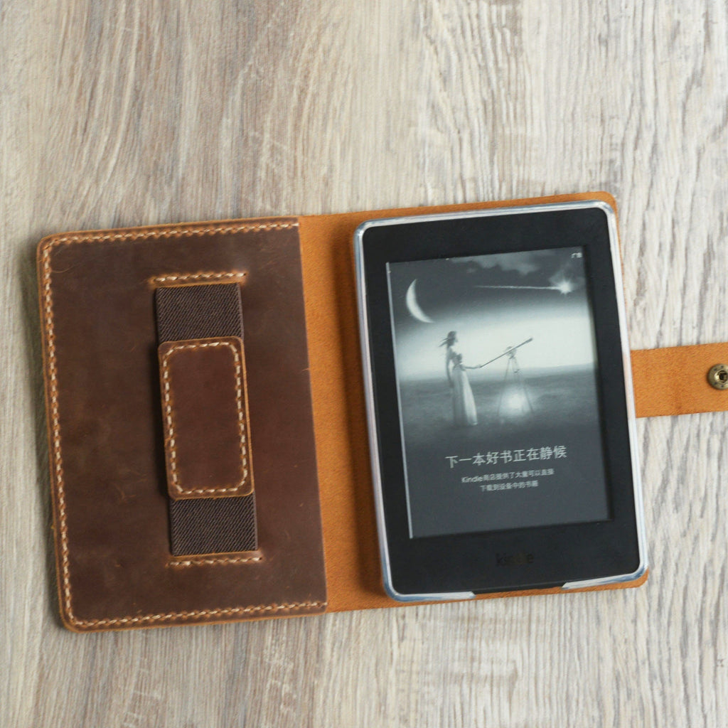 Étui en cuir pour Kindle Paperwhite avec poignée et bouton-pression - Disponible en plusieurs couleurs - Modèle K01