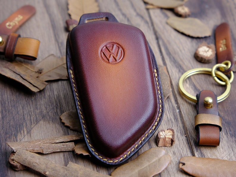 Leather Key Case For Volkswagen Id.4 Id.3, Fits Models VW Golf MK8 GTI Golf 8, Seat Leon (MK4), Seat Tarraco, Seat Ateca, Skoda Octavia