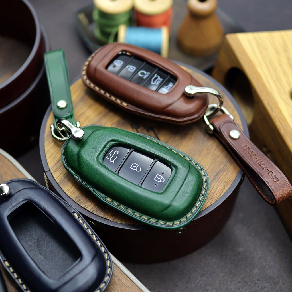 Leather Car Key Fob Cover: Hyundai Palisade, Santa Fe, Avante
