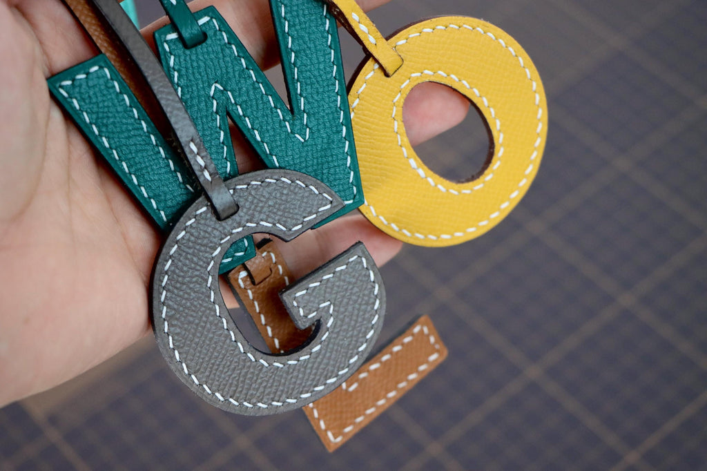 Handmade Leather Alphabet Bag Charm: Personalized Purse Decor