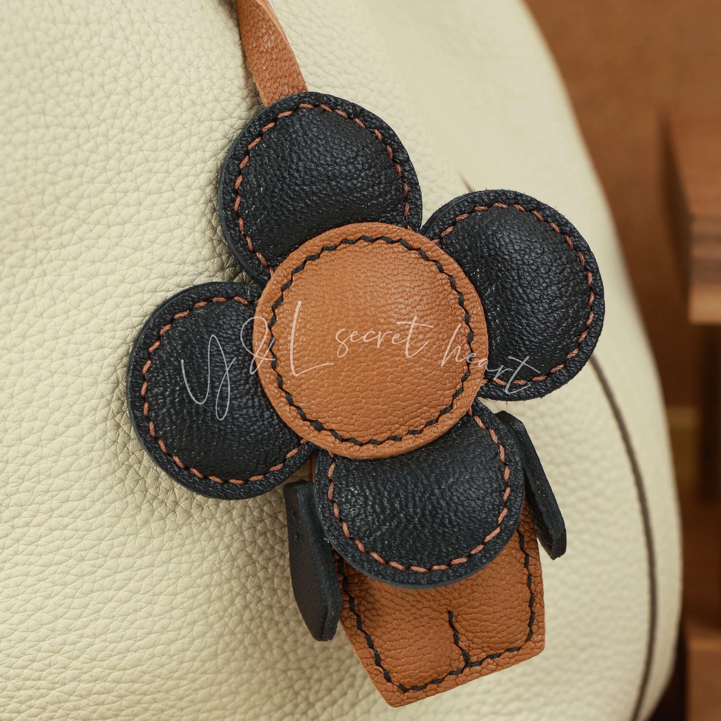 Leather Flower Charm, Handmade Floral Charm, Cute Flower Leather Handbag/ Purse Charm, Flower Keychain, Kelly Bag Charms, Leather Gift