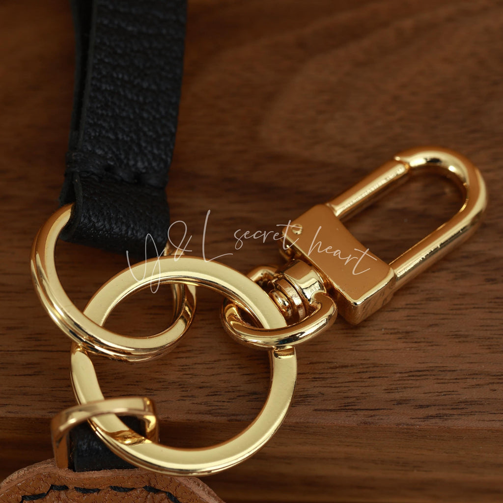 Leather Flower Charm, Handmade Floral Charm, Cute Flower Leather Handbag/ Purse Charm, Flower Keychain, Kelly Bag Charms, Leather Gift