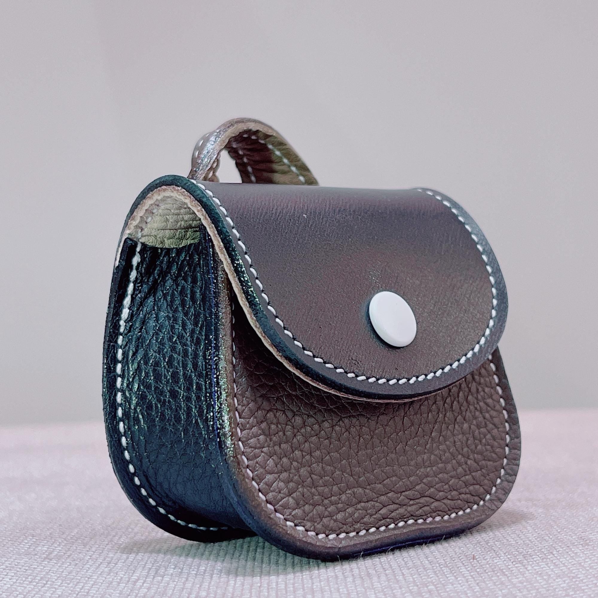 Personalized Leather AirPod Case: AirPods Case - Custom Apple Accessory, Compatible with All AiePods