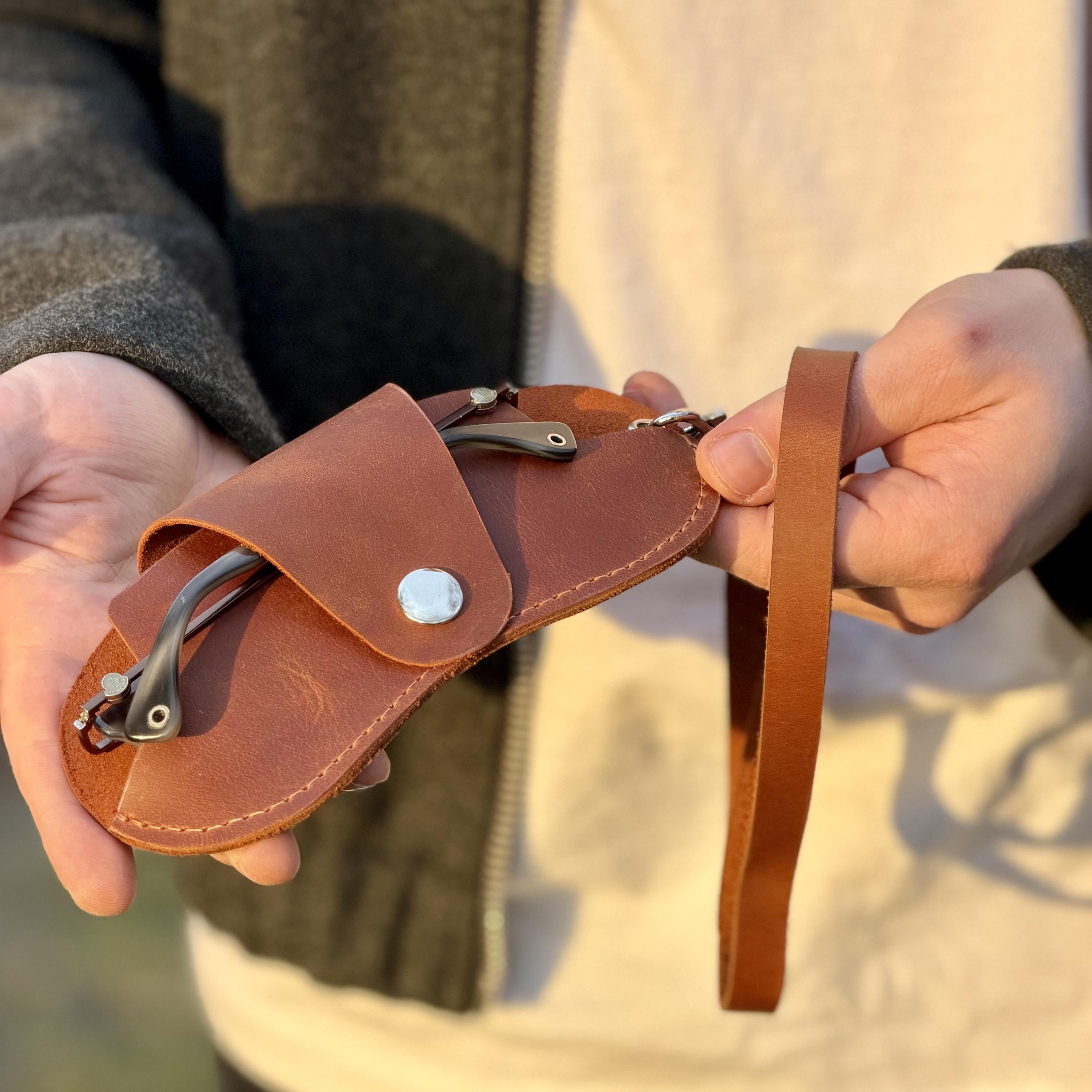 Eyewear case, leather eyeglass holder, glasses cover, leather sunglasses case, personalized gift for him, father's day gift