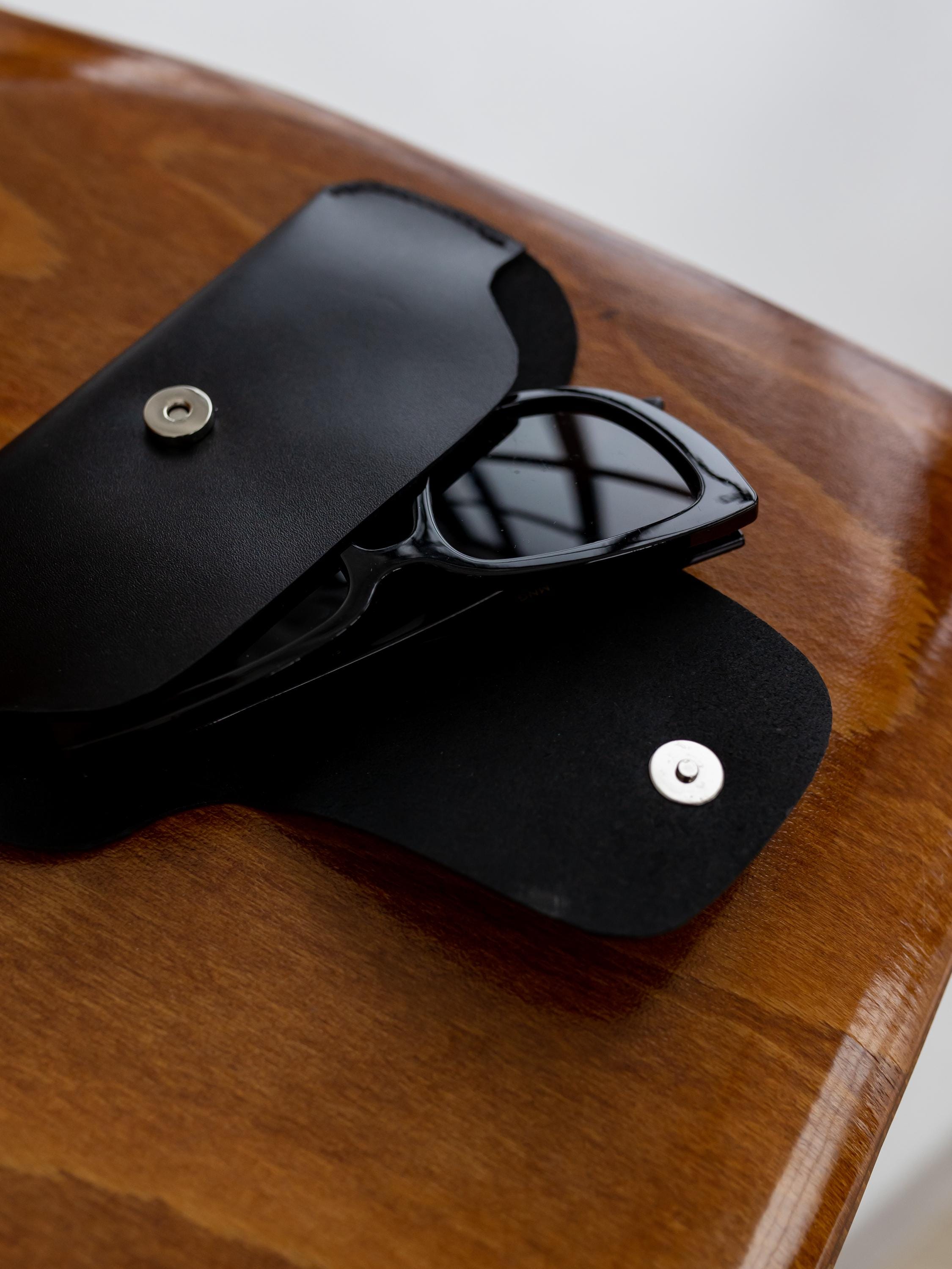 Genuine leather eyewear case, black glasses pouch, sunglasses sleeve, birthday gifts