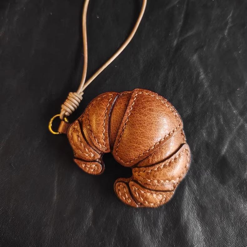 Handmade Leather Croissant Keychain, Realistic French Pastry Bag Charm, Miniature Food Pendant, Unique Gift for Coffee Lover