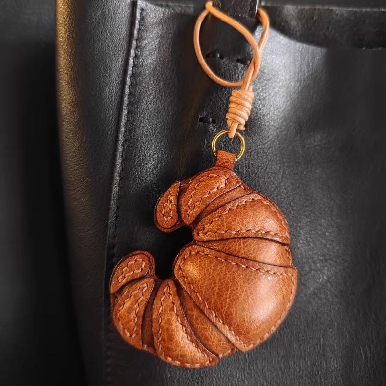 Handmade Leather Croissant Keychain, Realistic French Pastry Bag Charm, Miniature Food Pendant, Unique Gift for Coffee Lover
