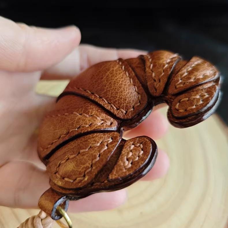 Handmade Leather Croissant Keychain, Realistic French Pastry Bag Charm, Miniature Food Pendant, Unique Gift for Coffee Lover