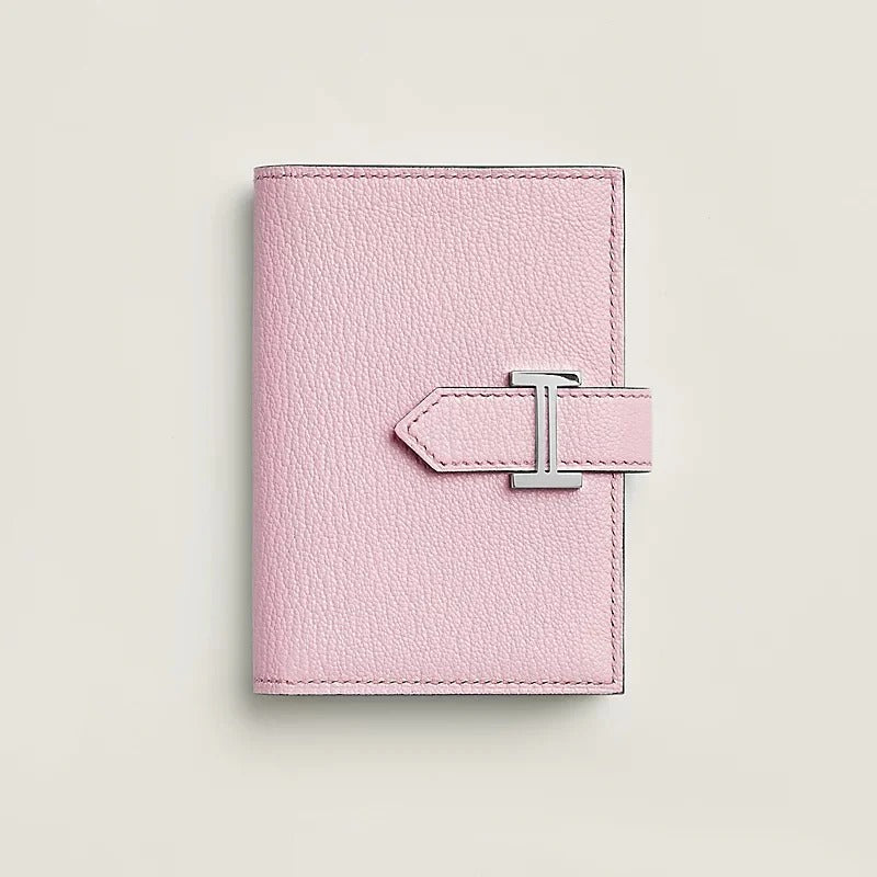 Bearn card holder
