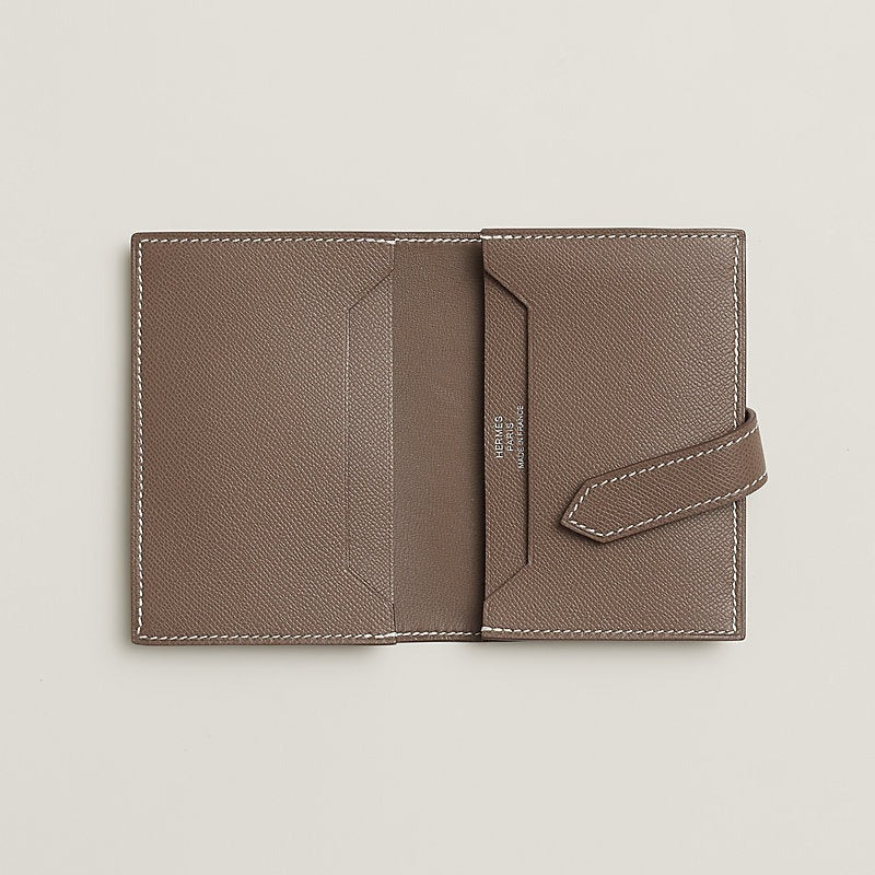 Bearn card holder