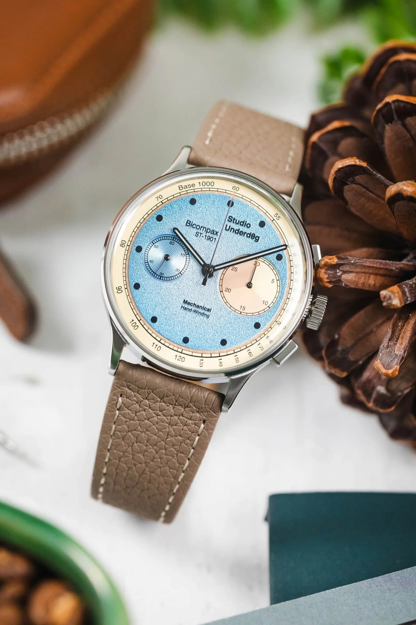 Hirsch BOLOGNA Quick-Release French-Style Textured Leather Watch Strap