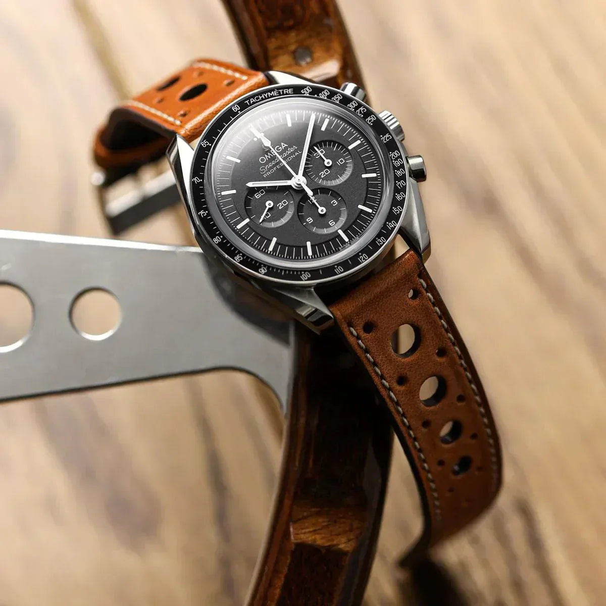 Bracelet de Montre en Cuir Fait Main Boutsen Cavallo Racing - Cognac Élégant et Ravissant